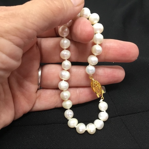 Jewelry - Authentic White Freshwater Pearl Bracelet Gold Vermeil Clasp 8mm 7.5”